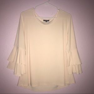 Verve amí ruffled top